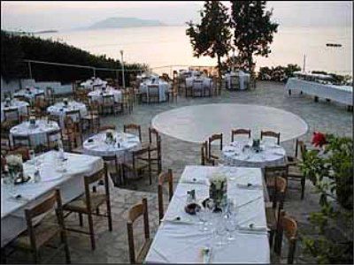 ホテルMoondy Bay Aegina エクステリア 写真